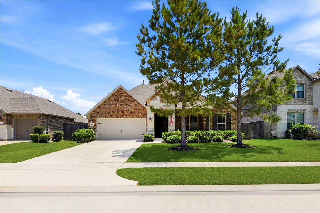 17834 Maple Ash Drive, Spring, TX 77379