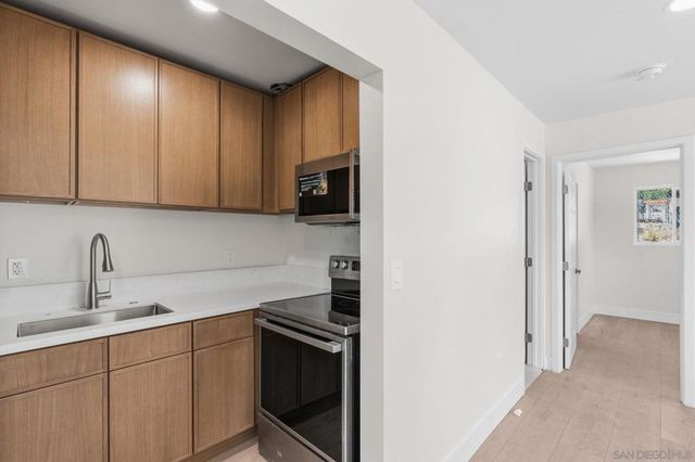 401 07 Idaho Ave, Escondido, CA 92025