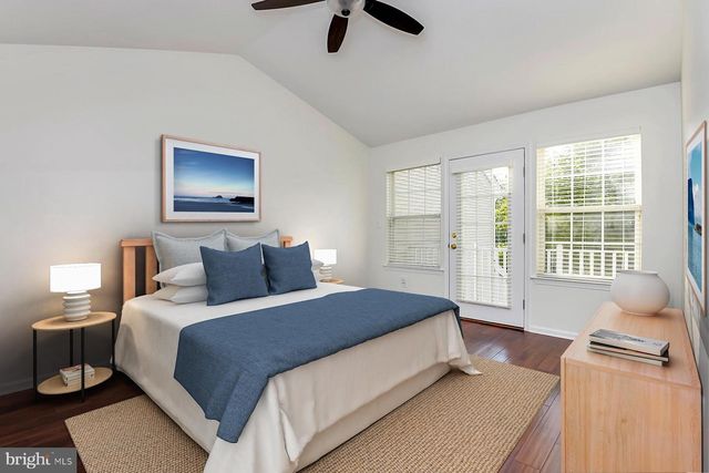 26 NORMANDY DR, Princeton Junction, NJ 08550
