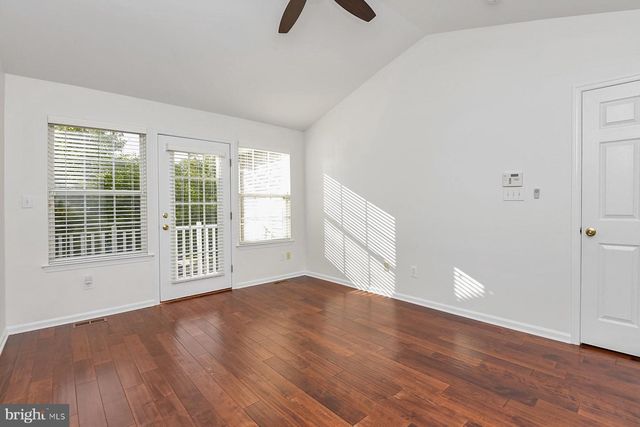 26 NORMANDY DR, Princeton Junction, NJ 08550