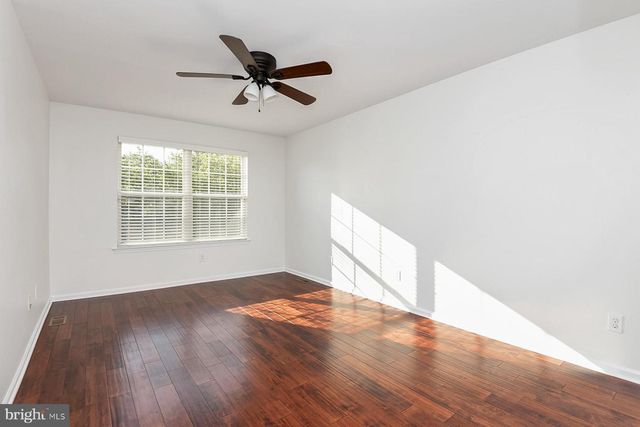 26 NORMANDY DR, Princeton Junction, NJ 08550