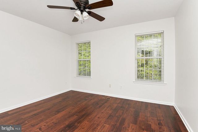 26 NORMANDY DR, Princeton Junction, NJ 08550
