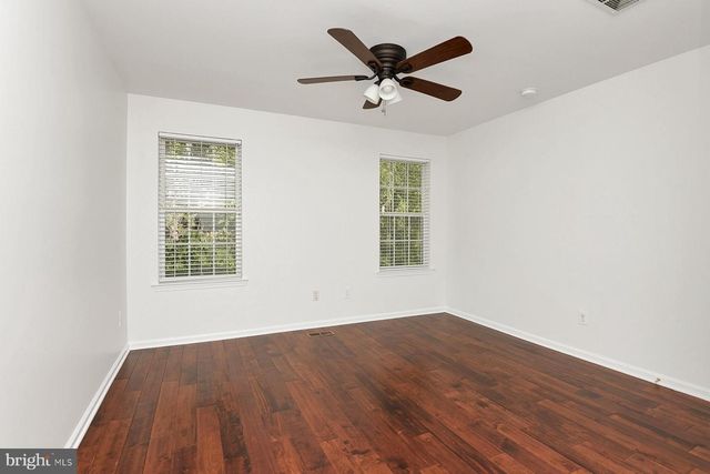 26 NORMANDY DR, Princeton Junction, NJ 08550