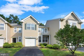 26 NORMANDY DR, Princeton Junction, NJ 08550