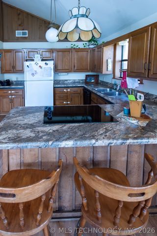 14805 E 500 Road C, Claremore, OK 74019