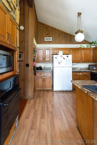 14805 E 500 Road C, Claremore, OK 74019