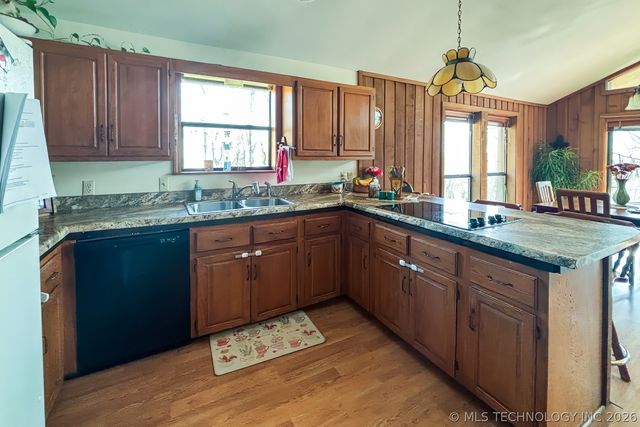 14805 E 500 Road C, Claremore, OK 74019