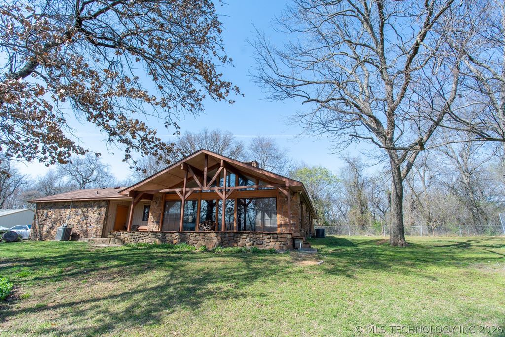 14805 E 500 Road C, Claremore, OK 74019