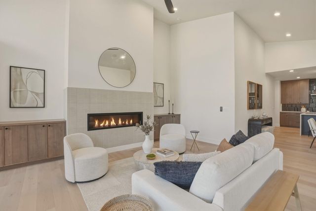 62475 NW Woodsman Loop, Bend, OR 97703