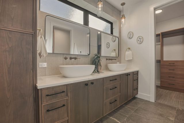 62475 NW Woodsman Loop, Bend, OR 97703