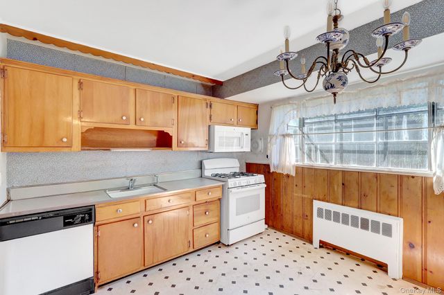 6 Barbara Lane, Jericho, NY 11753