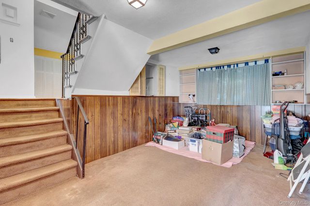 6 Barbara Lane, Jericho, NY 11753