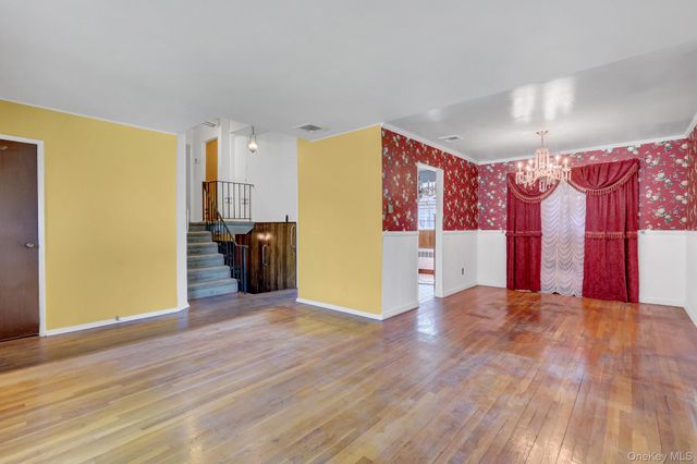 6 Barbara Lane, Jericho, NY 11753