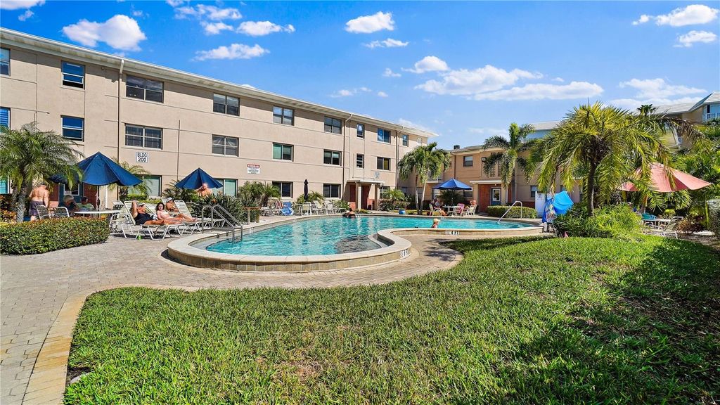 6700 SUNSET WAY 206, St Pete Beach, FL 33706