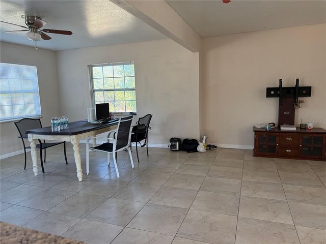 2122 GULF CITY ROAD, Ruskin, FL 33570