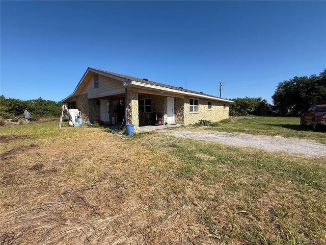 2122 GULF CITY ROAD, Ruskin, FL 33570