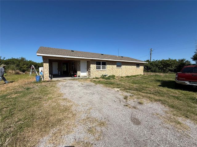 2122 GULF CITY ROAD, Ruskin, FL 33570