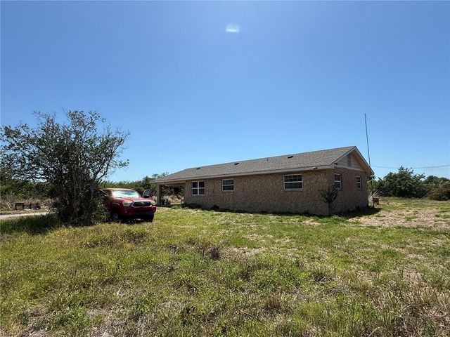 2122 GULF CITY ROAD, Ruskin, FL 33570