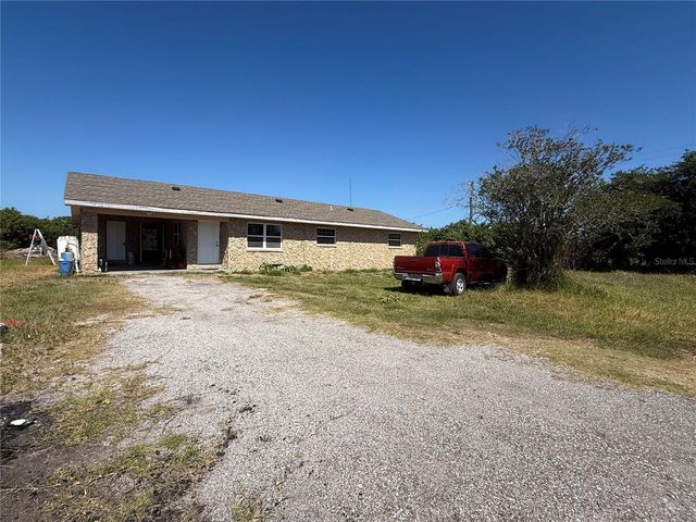 2122 GULF CITY ROAD, Ruskin, FL 33570
