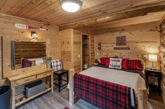 17377 Paradise Shores Road, Maple Grove Twp, MN 56401