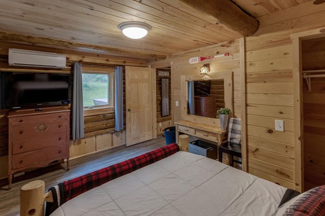 17377 Paradise Shores Road, Maple Grove Twp, MN 56401