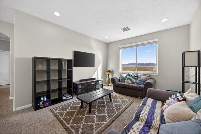 2600 Houser Avenue SE, Albuquerque, NM 87106