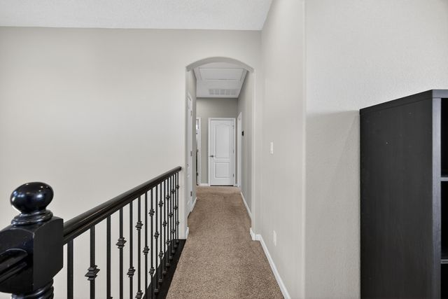 2600 Houser Avenue SE, Albuquerque, NM 87106