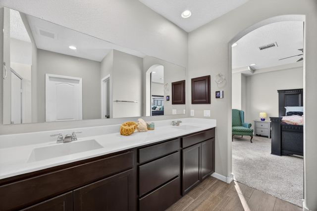 2600 Houser Avenue SE, Albuquerque, NM 87106