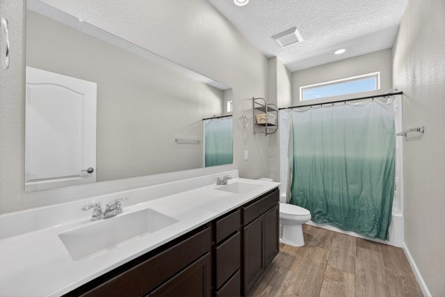 2600 Houser Avenue SE, Albuquerque, NM 87106