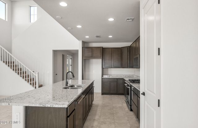 5138 N 177TH Avenue, Litchfield Park, AZ 85340