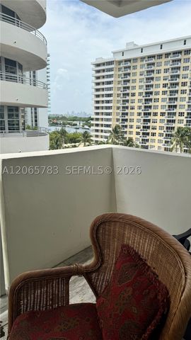 5601 NE Collins Ave 714, Miami Beach, FL 33140