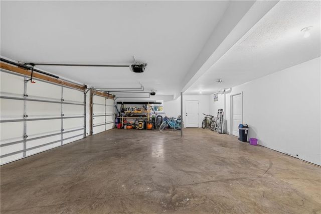 16956 Auburn Court, Bonner Springs, KS 66012