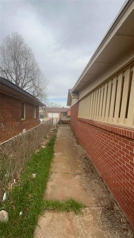 800 E Towry Drive, Oklahoma City, OK 73110