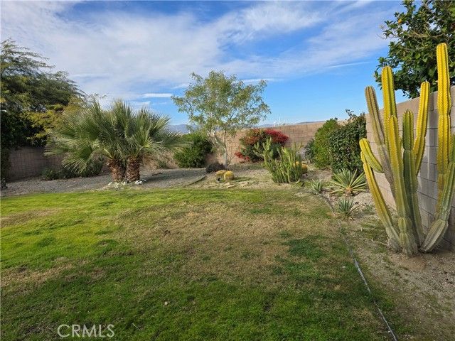 736 Summit Drive, Palm Springs, CA 92262