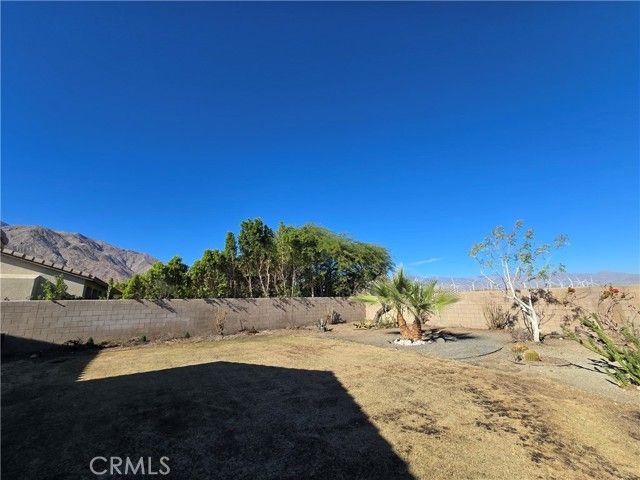 736 Summit Drive, Palm Springs, CA 92262
