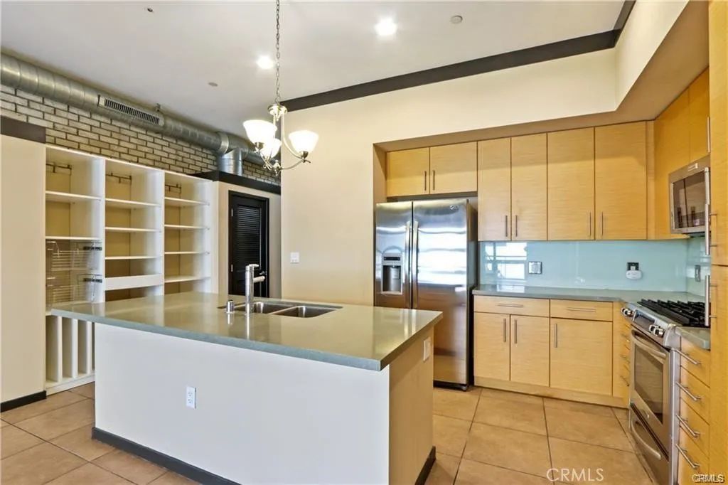 133 The Promenade North 311, Long Beach, CA 90802
