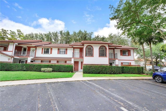 2382 NW 89th Dr 2382, Coral Springs, FL 33065
