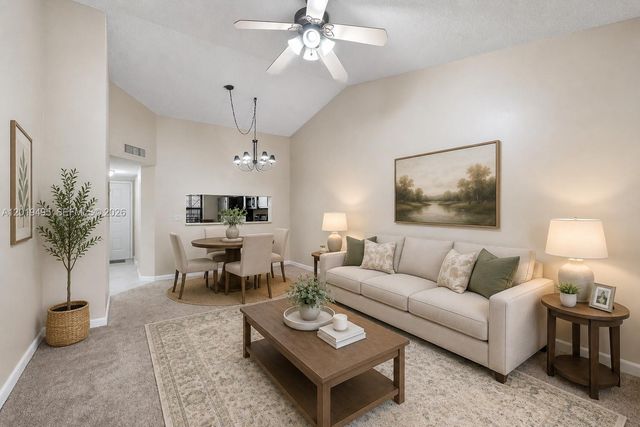 2382 NW 89th Dr 2382, Coral Springs, FL 33065