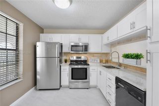 2382 NW 89th Dr 2382, Coral Springs, FL 33065