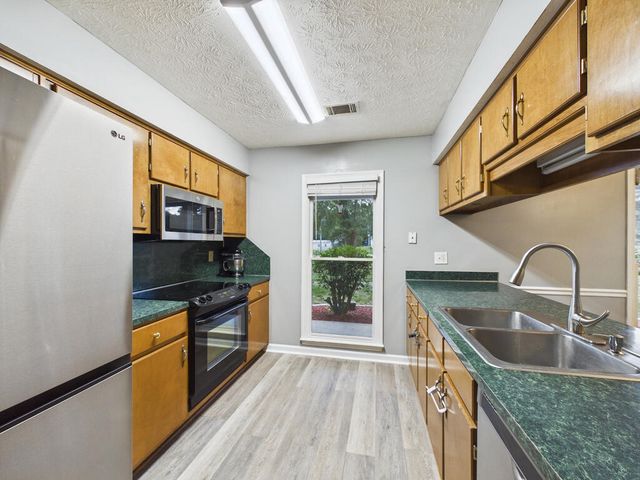 245 Lee Road 0437, Phenix City, AL 36870
