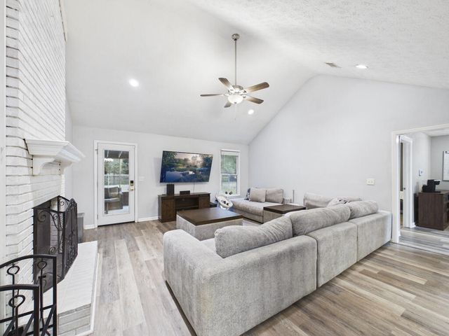 245 Lee Road 0437, Phenix City, AL 36870