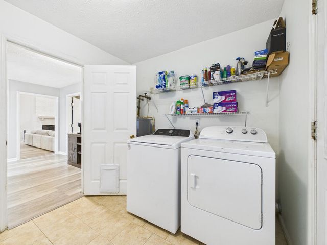 245 Lee Road 0437, Phenix City, AL 36870
