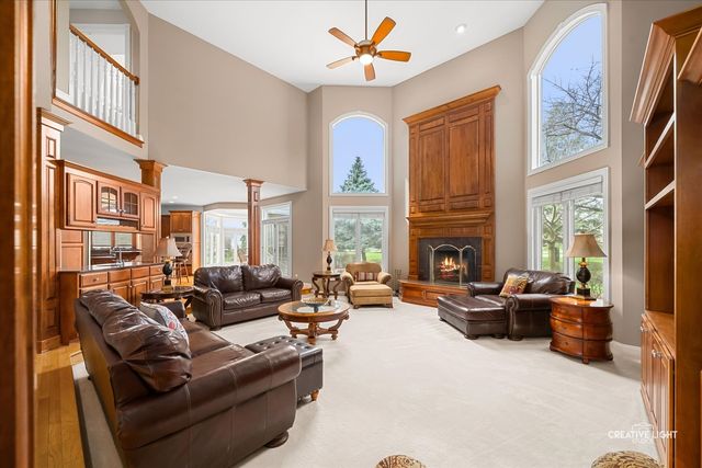 4711 Sebastian Drive, Naperville, IL 60564