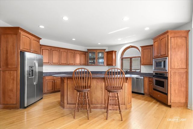 4711 Sebastian Drive, Naperville, IL 60564