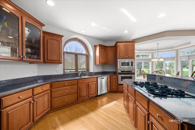 4711 Sebastian Drive, Naperville, IL 60564