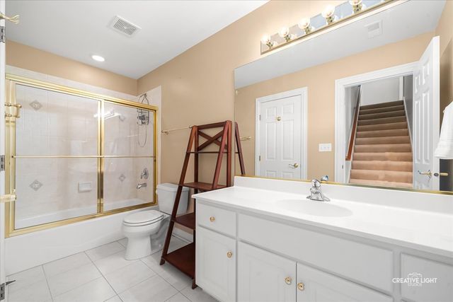 4711 Sebastian Drive, Naperville, IL 60564