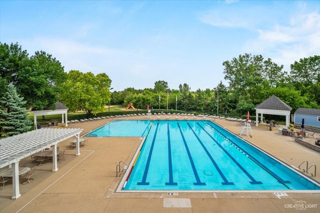 4711 Sebastian Drive, Naperville, IL 60564