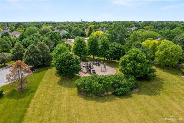 4711 Sebastian Drive, Naperville, IL 60564