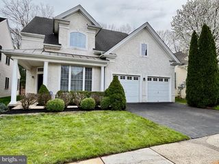 165 EINSTEIN WAY, East Windsor, NJ 08512
