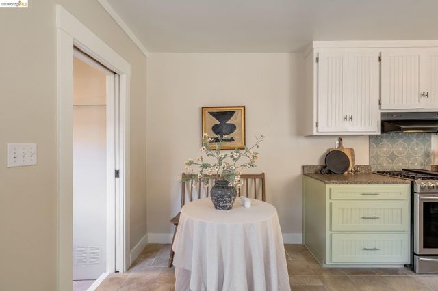 3300 Wilson Pl, Oakland, CA 94602